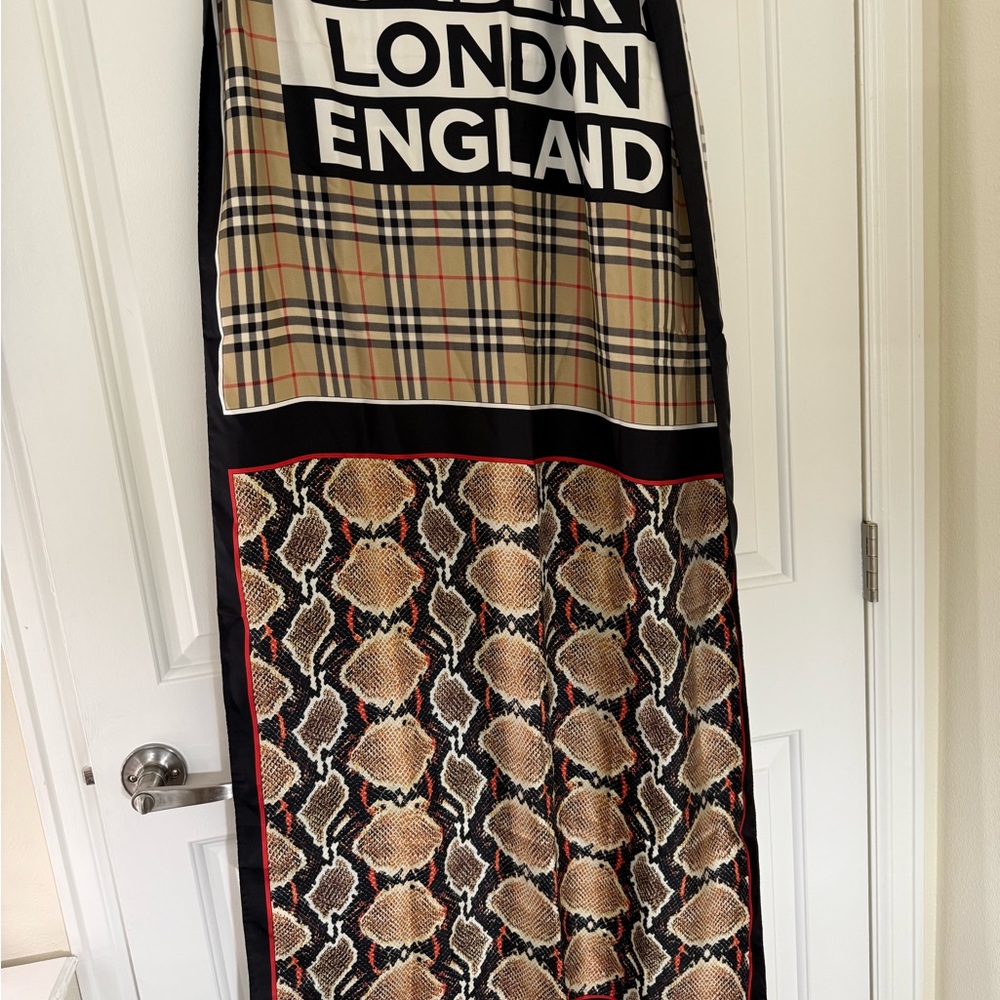 Burberry Black and Beige Checkered Scarf